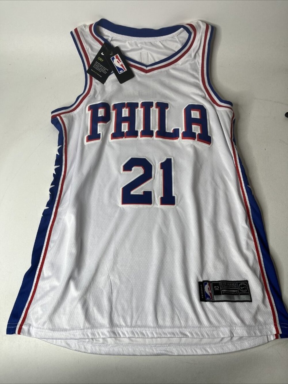 Nike NBA Philadelphia 76ers Joel Embiid Swingman Jersey - White, Size: 52 TAGS